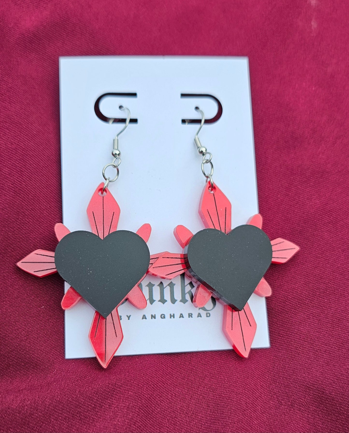 Red and black haunted hearts