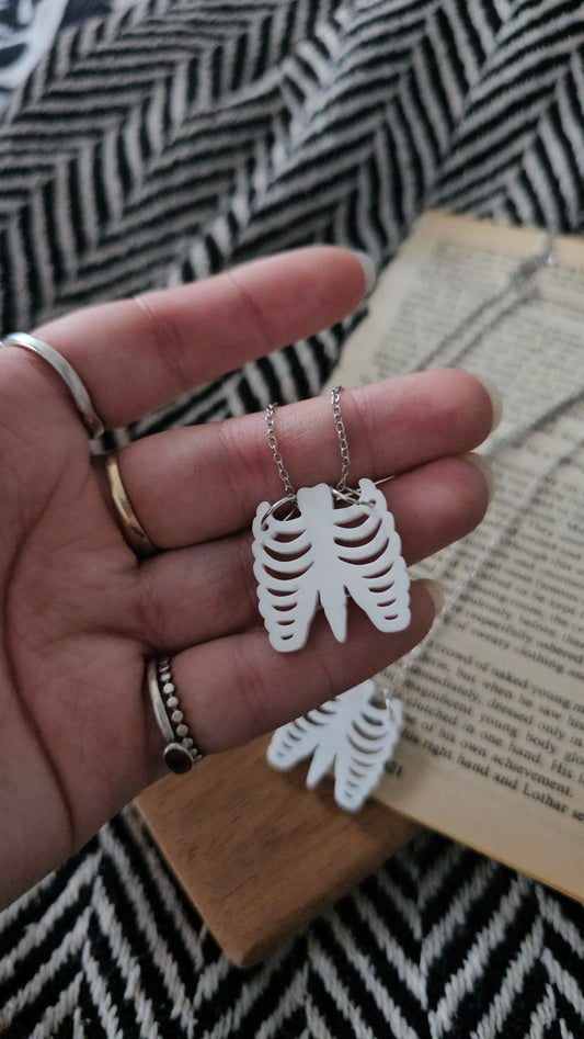 Rib cage necklace