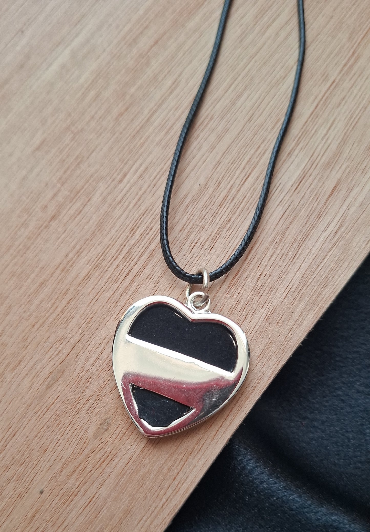 Frames for your neck