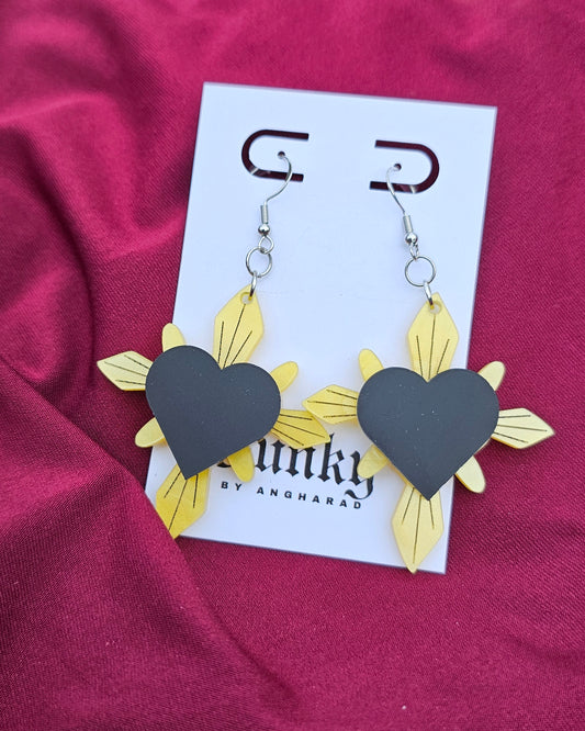 Black haunted hearts