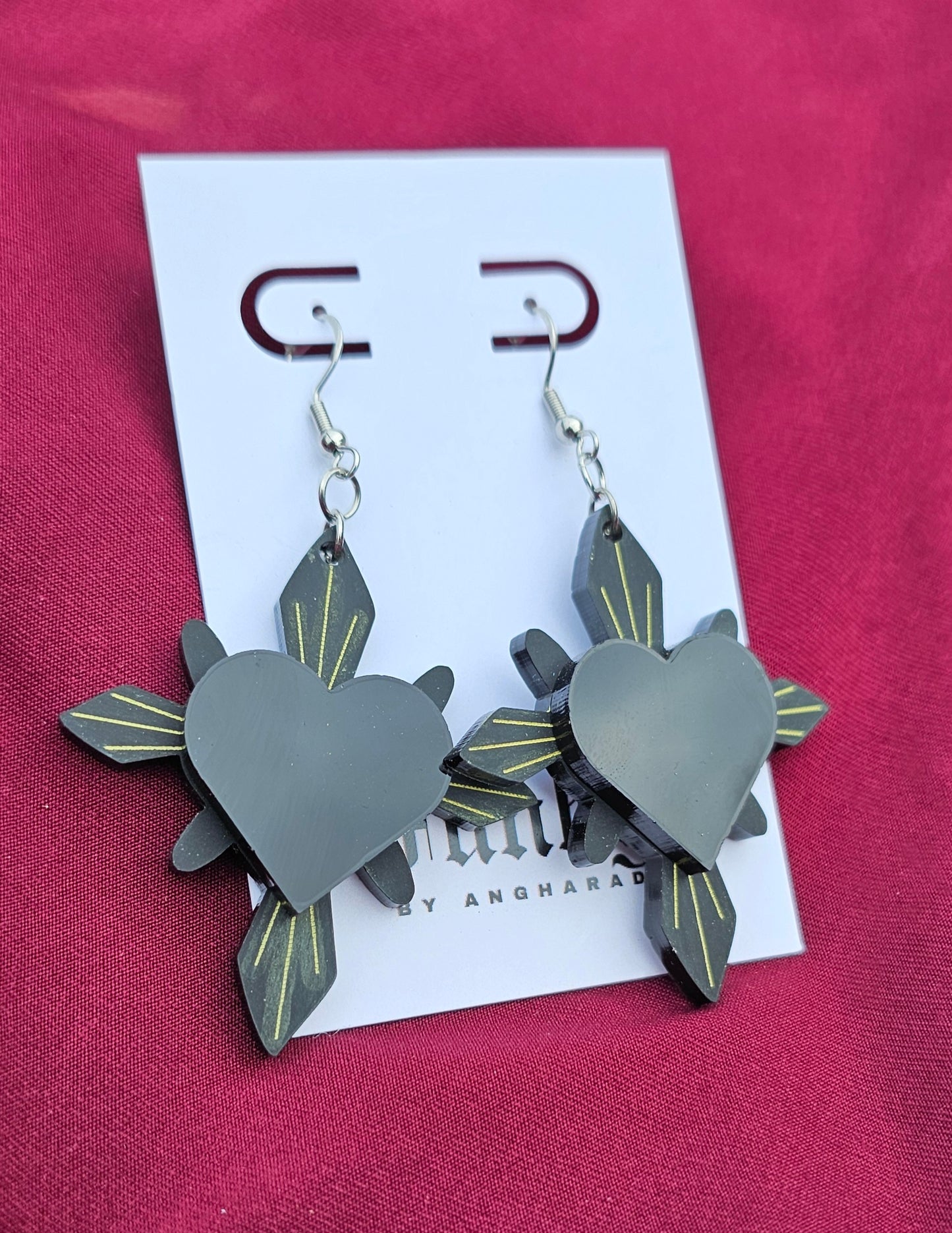 Black on black haunted hearts