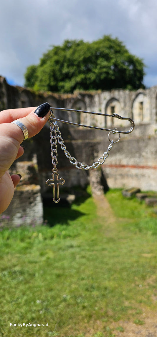 Crucifix pin