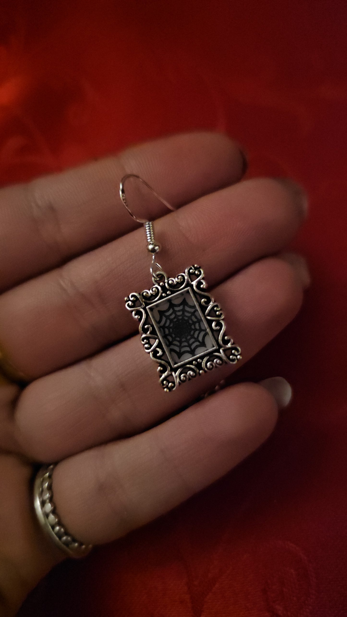 Mini frame earrings