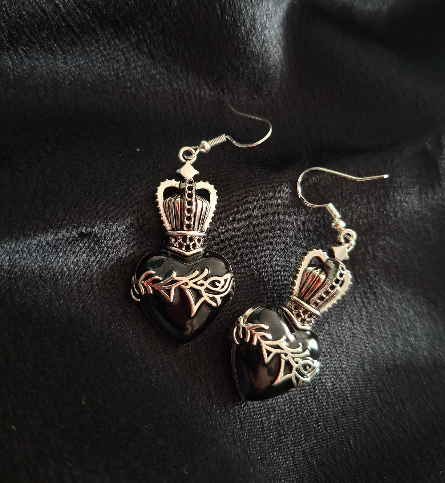 Crown hearts