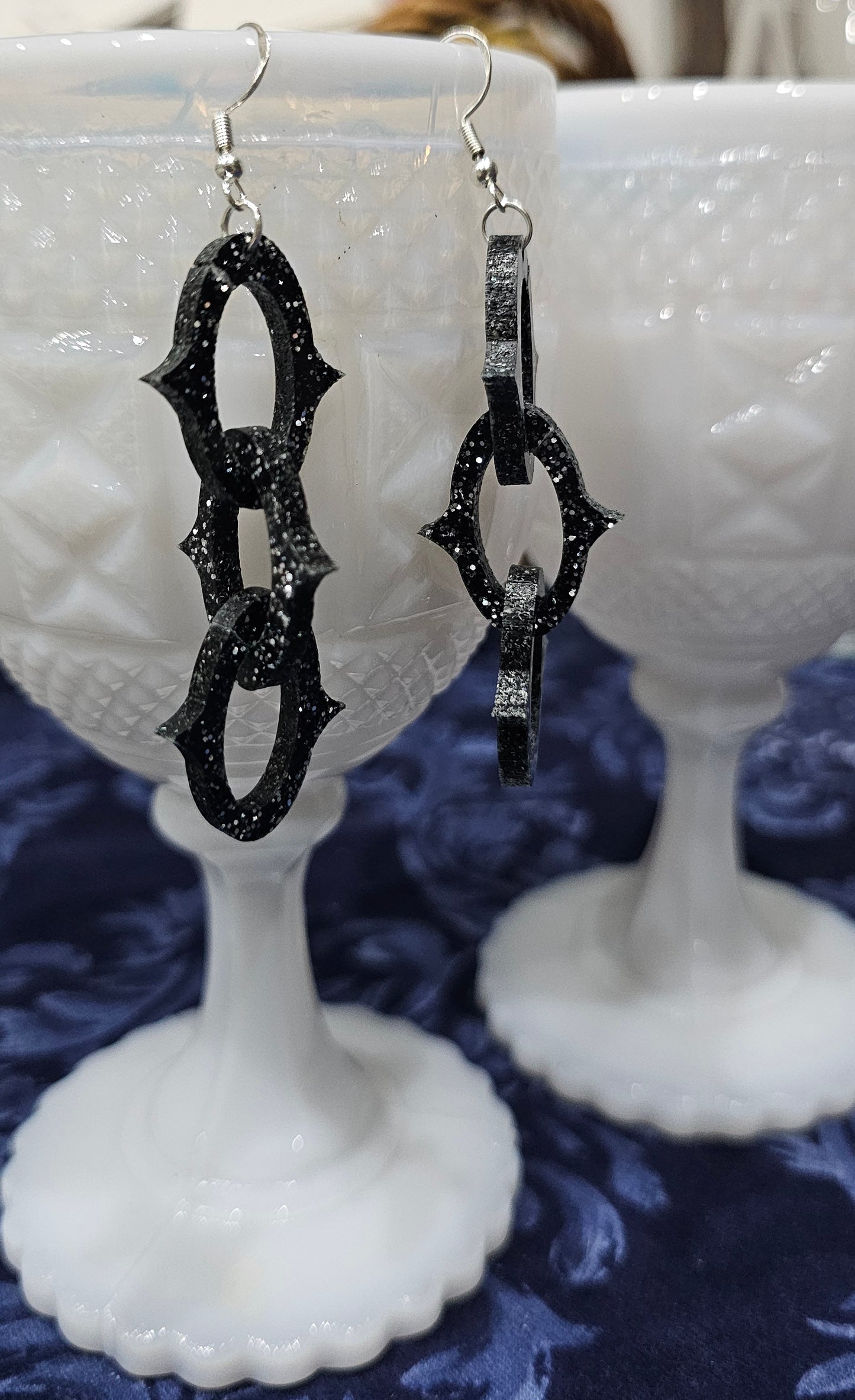Spike chain