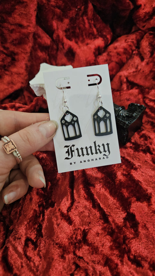 Small window earrings
