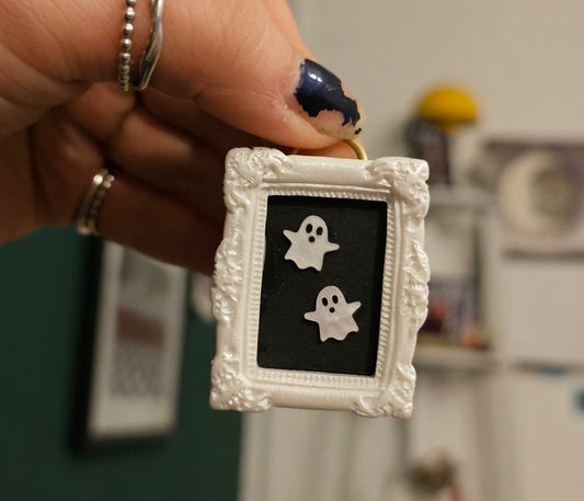 Mini ghost frame
