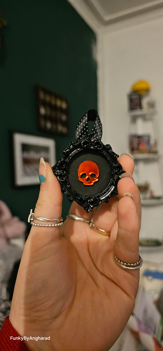 Red mirror skull frame