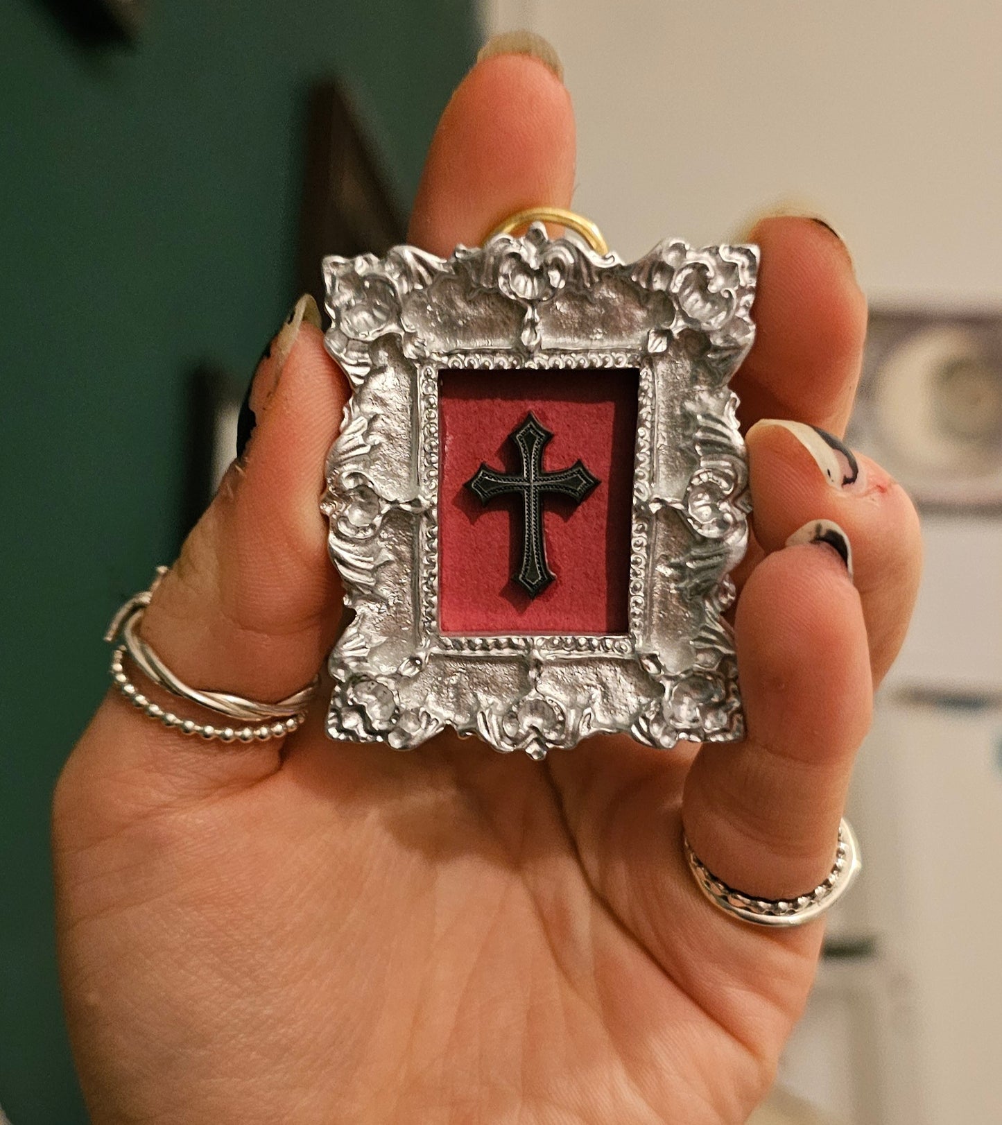 Gothic cross mini frame