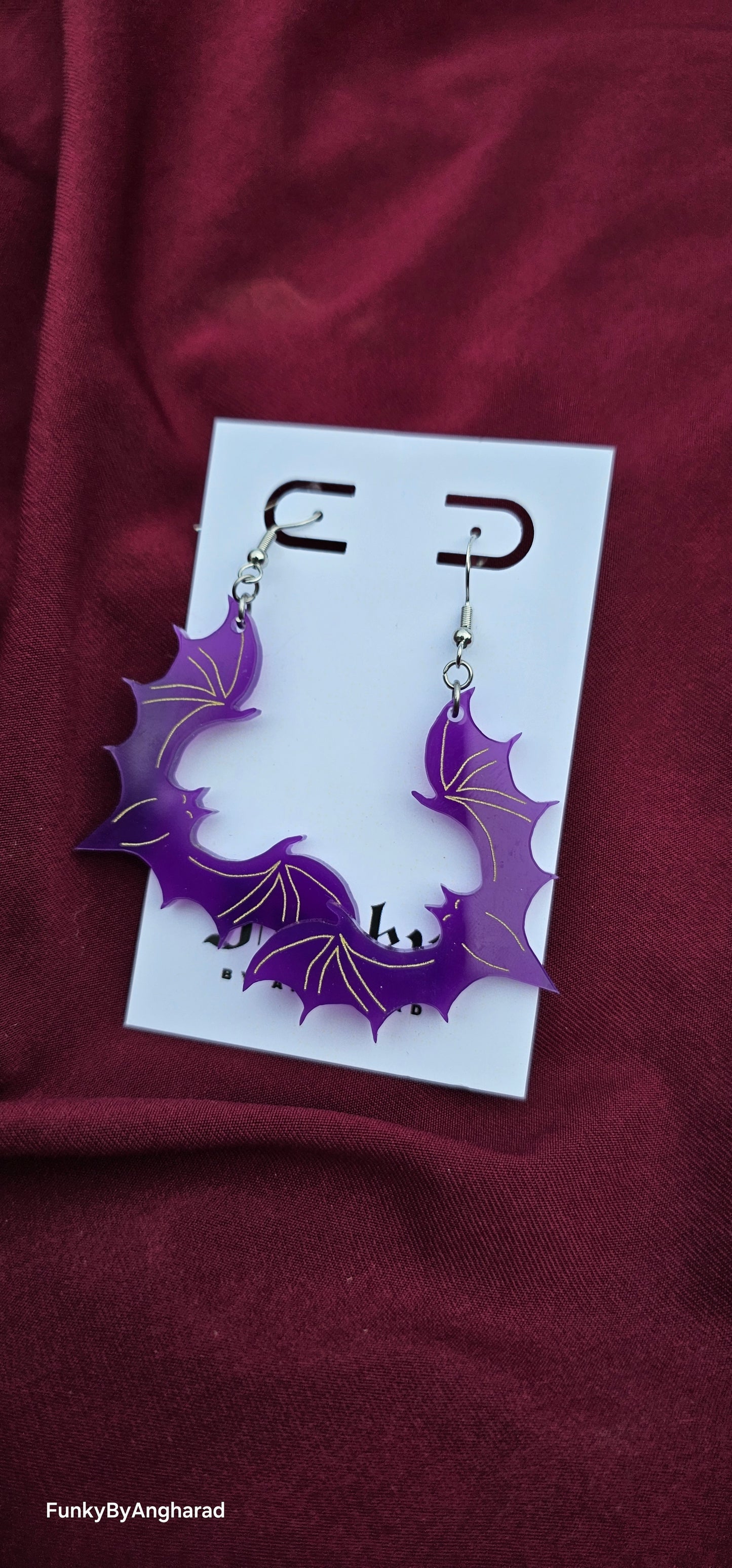 Creature of the night - purple