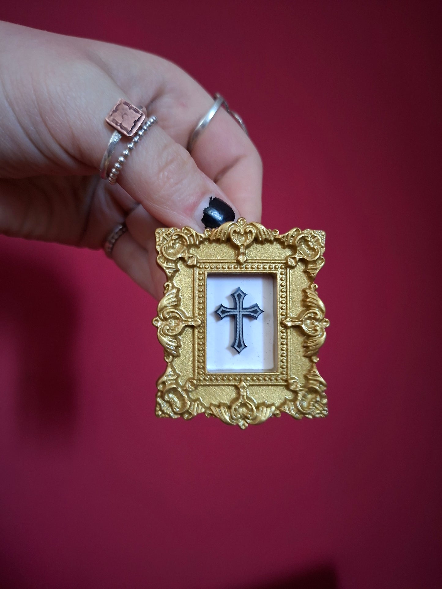 Gothic cross mini frame
