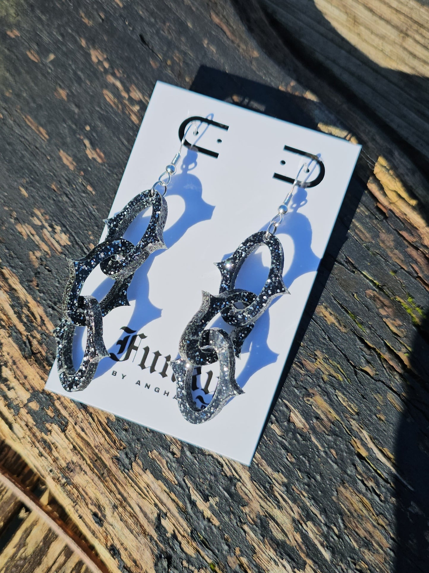 Spike chain