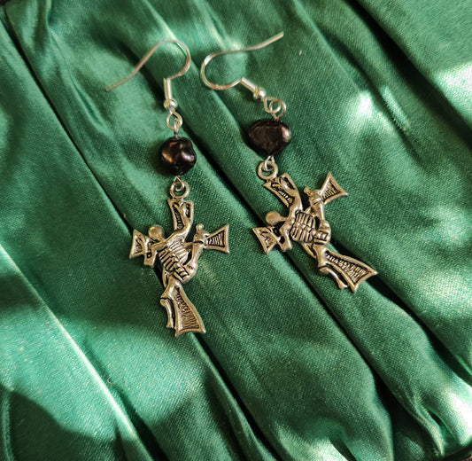 Skeleton cross