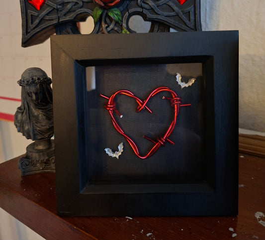 Bat barbwire heart frame
