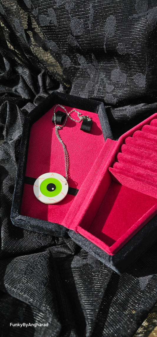 Creepy eye necklace