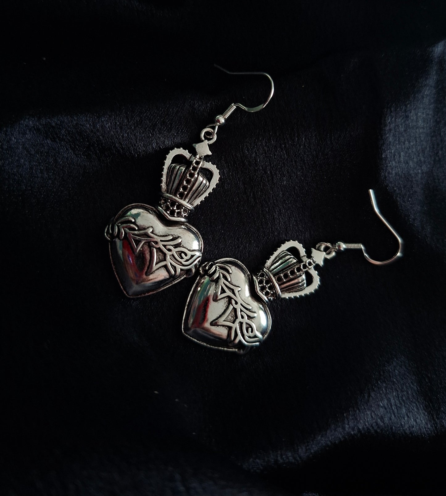 Crown hearts