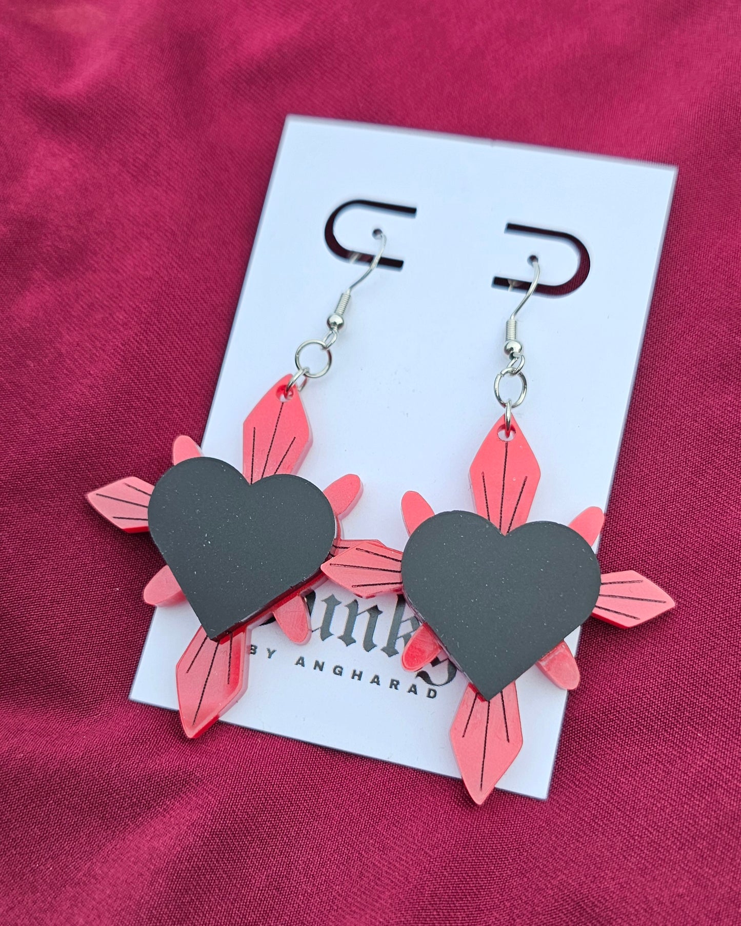 Red and black haunted hearts
