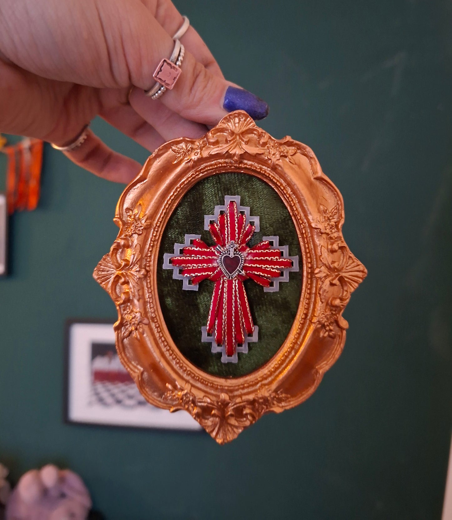 Gothic cross heart frame