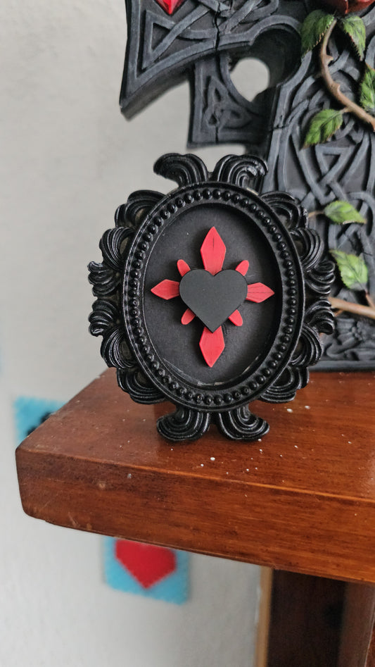 Black haunted heart frame