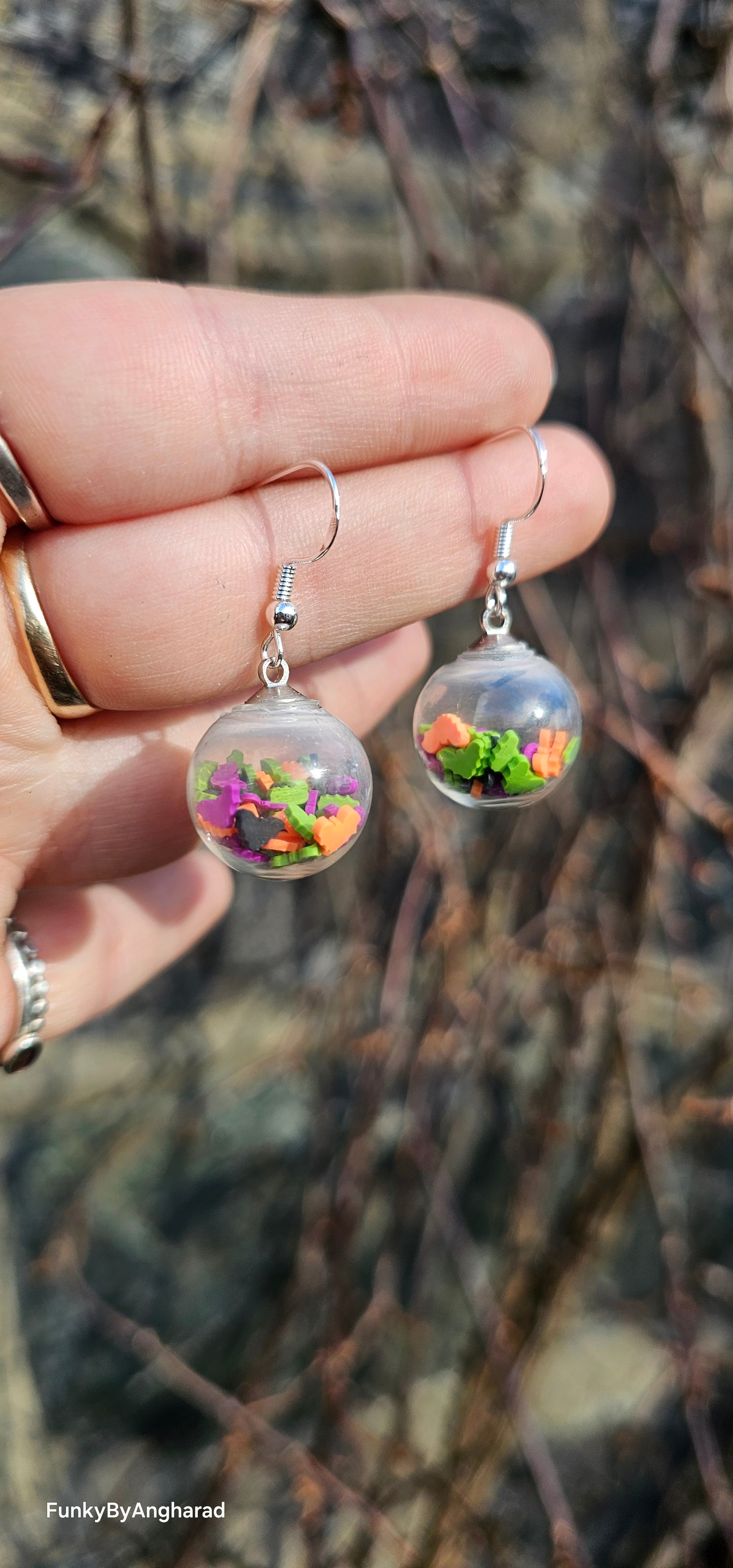 Bright bat goth globes
