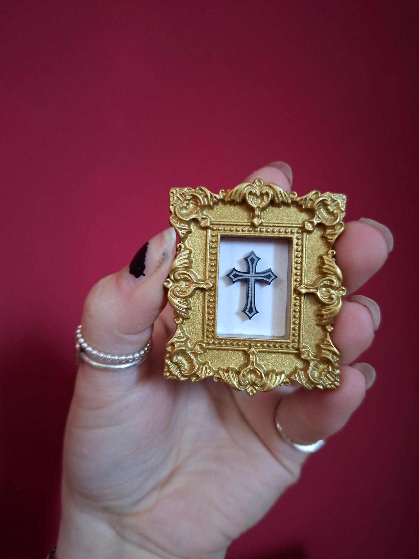 Gothic cross mini frame