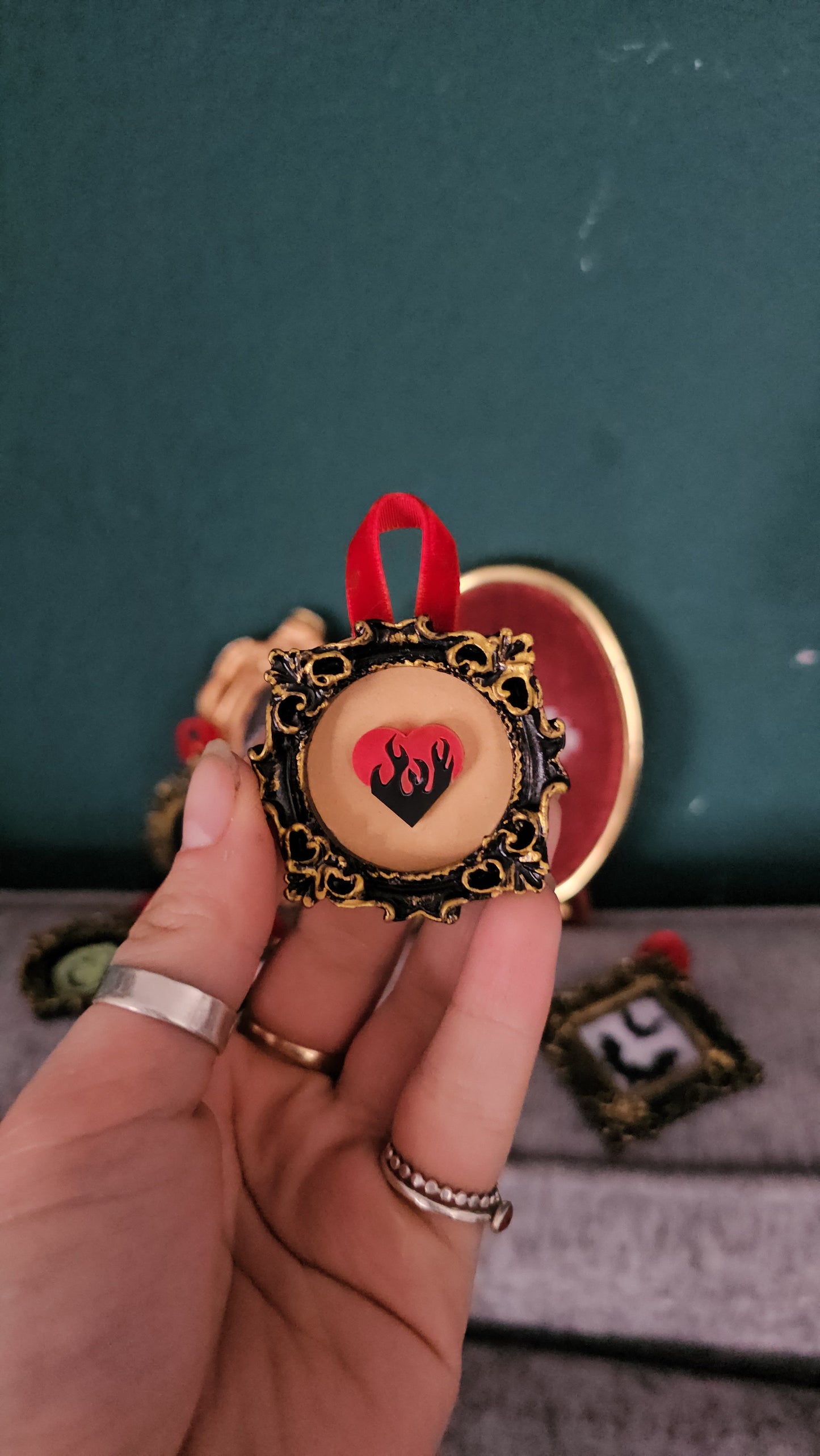 Flaming heart mini frame
