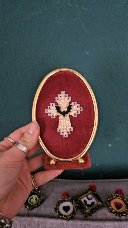 Gold gothic cross frame