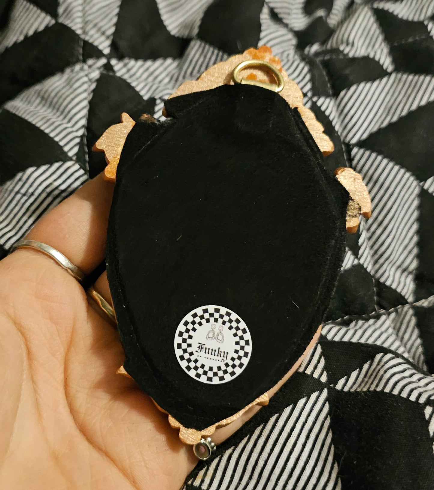 Butterfly frame
